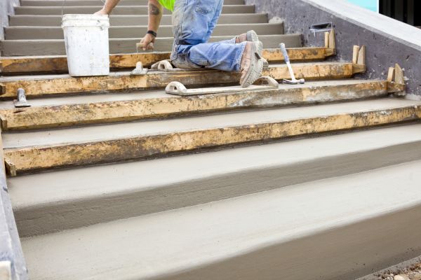 Concrete Steps Pouring in Fort Wayne