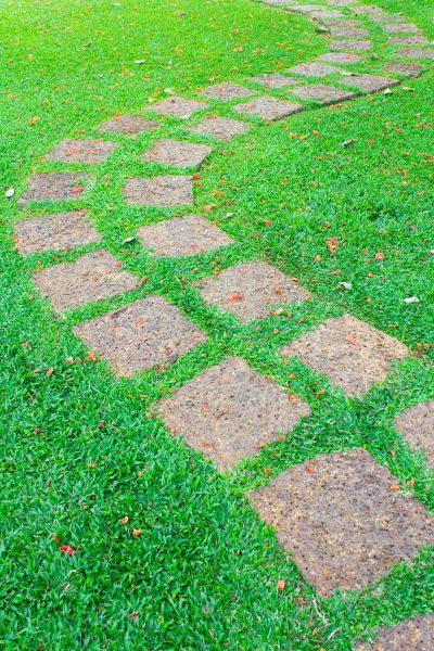 Backyard Pathway Construction in Fort Wayne